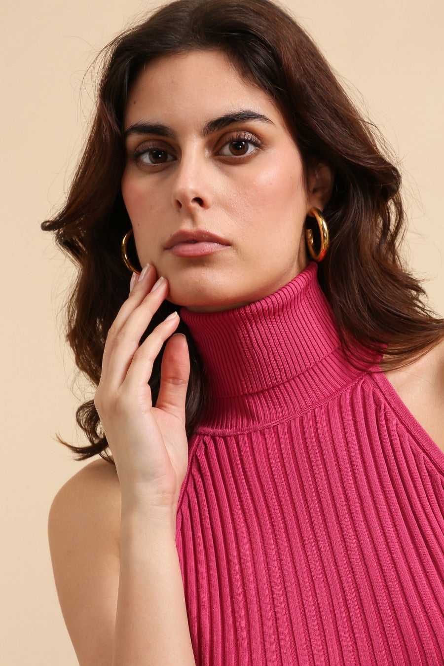 Top débardeur col roulé en maille côtelée