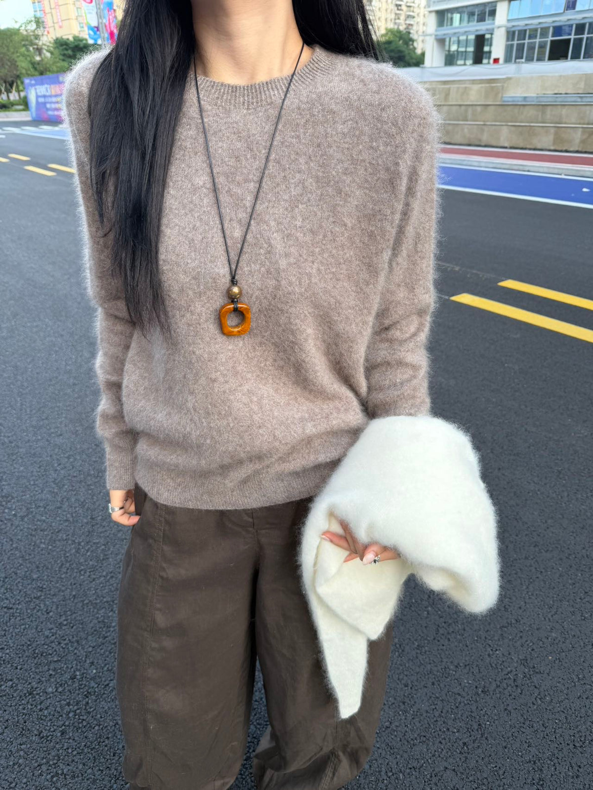 Pull col rond fluffy laine & cachemire