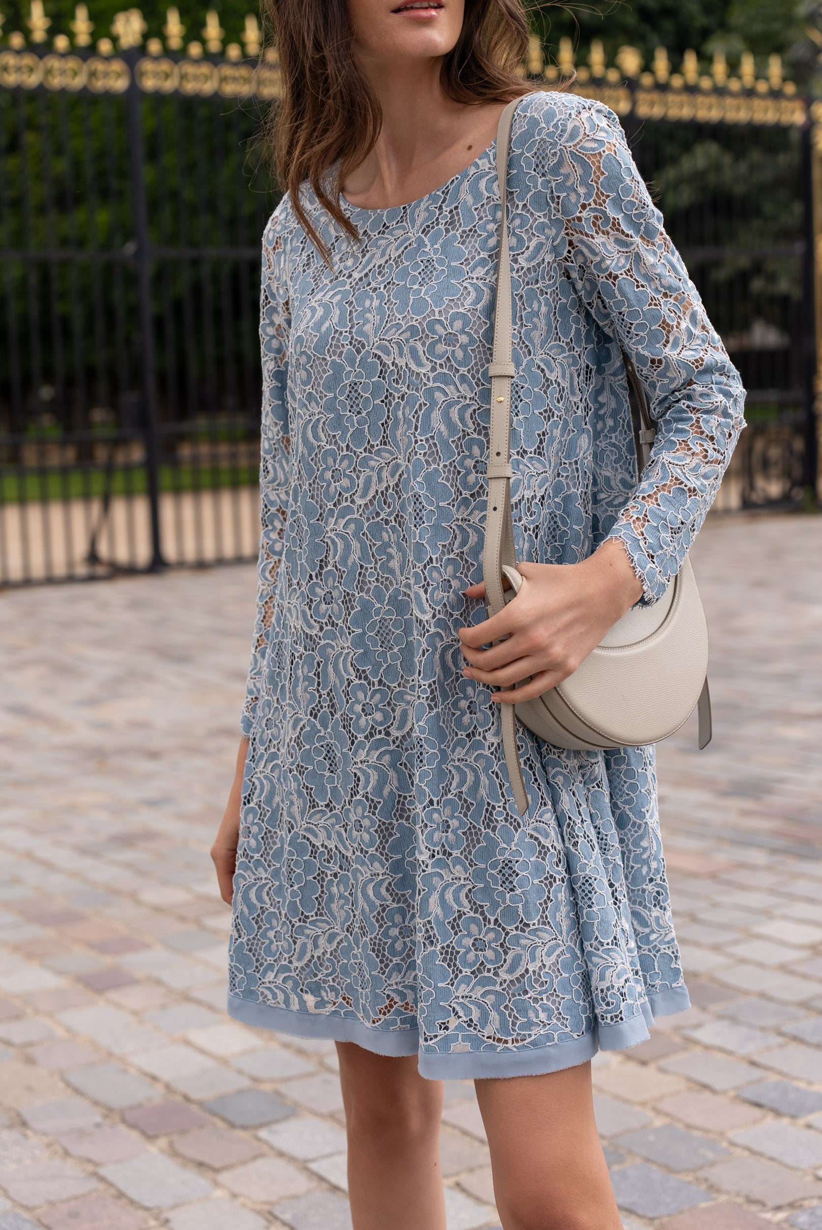 Constance dress in guipure lace