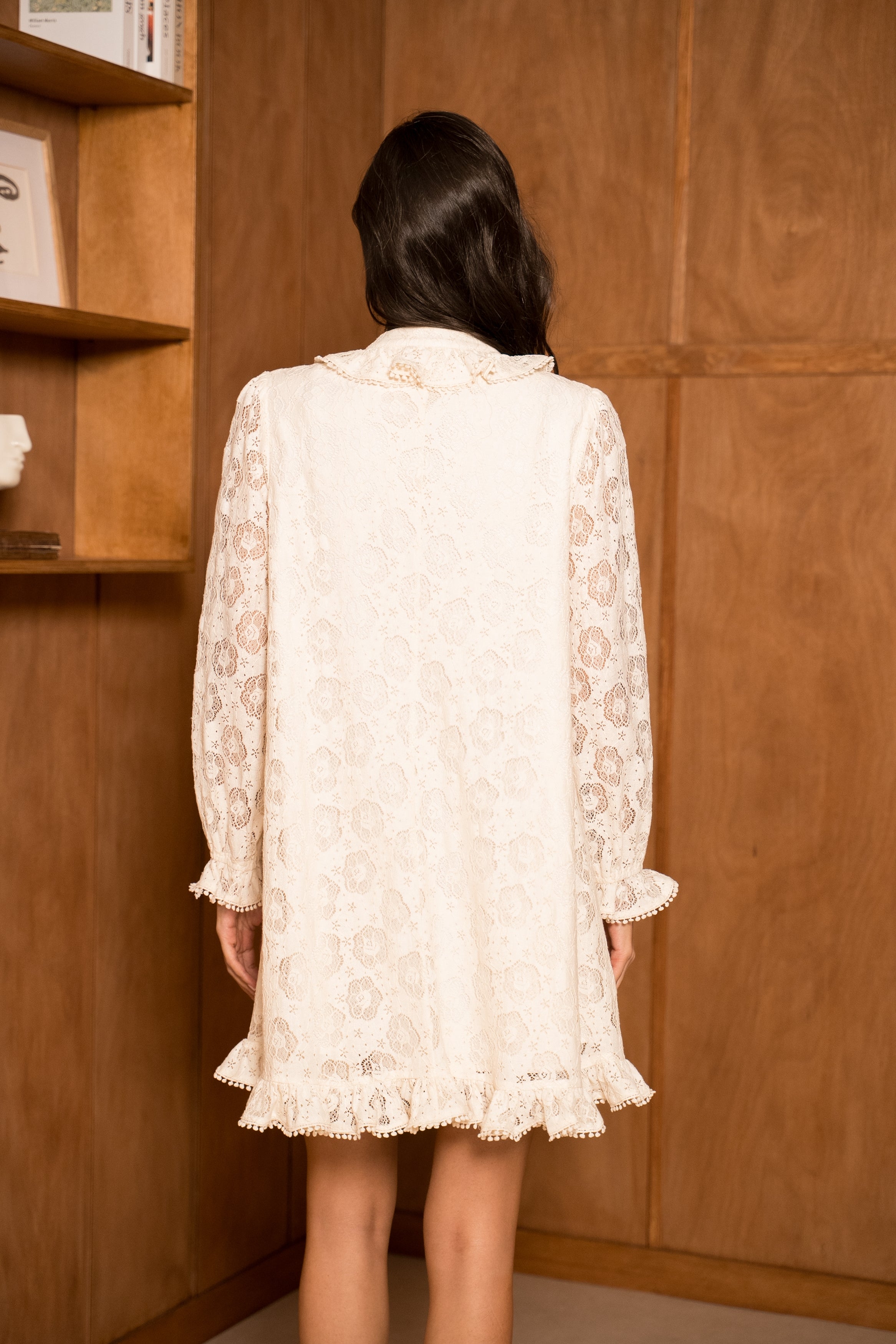 Robe Eugénie col froufrou
