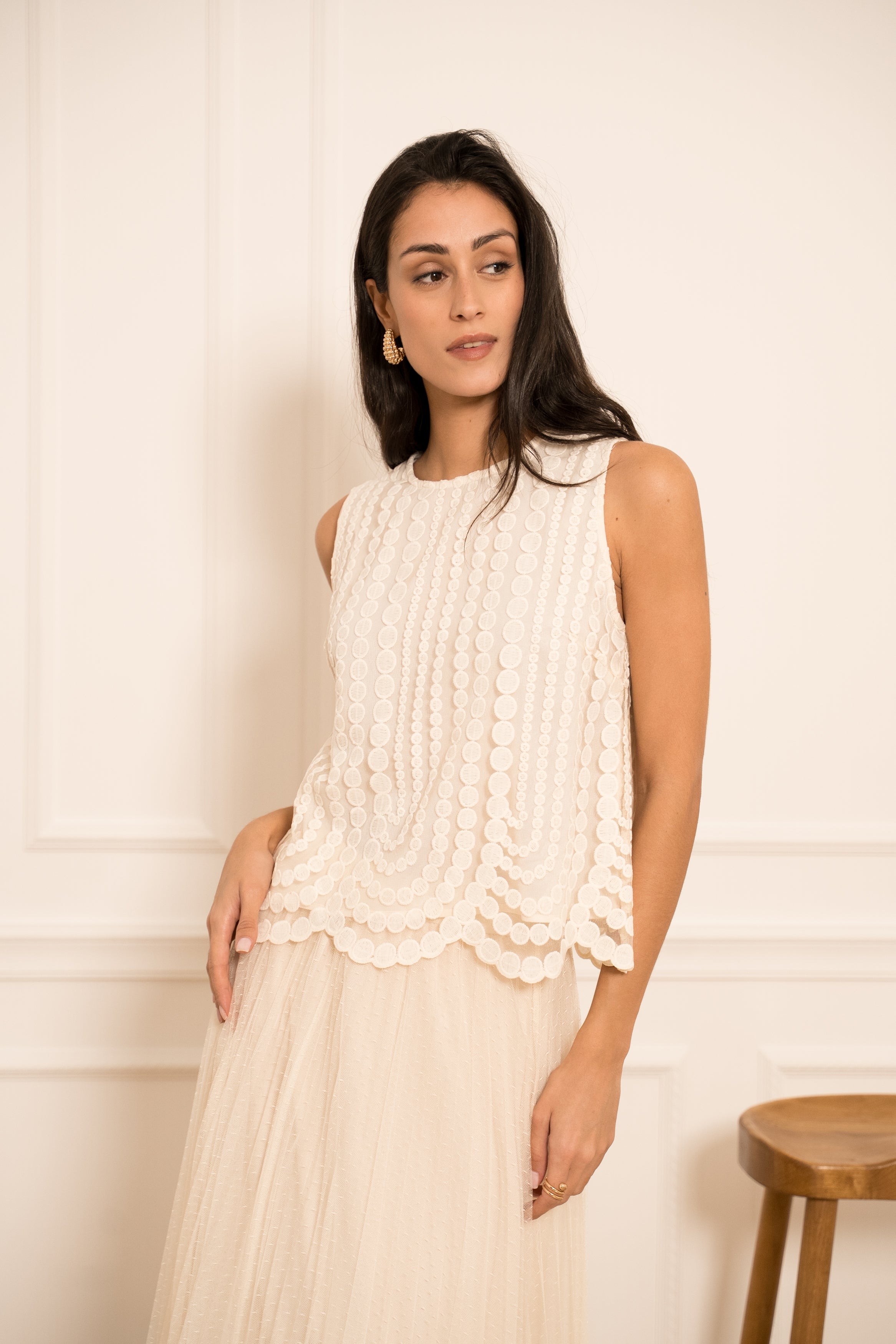 Top débardeur en tulle brodé