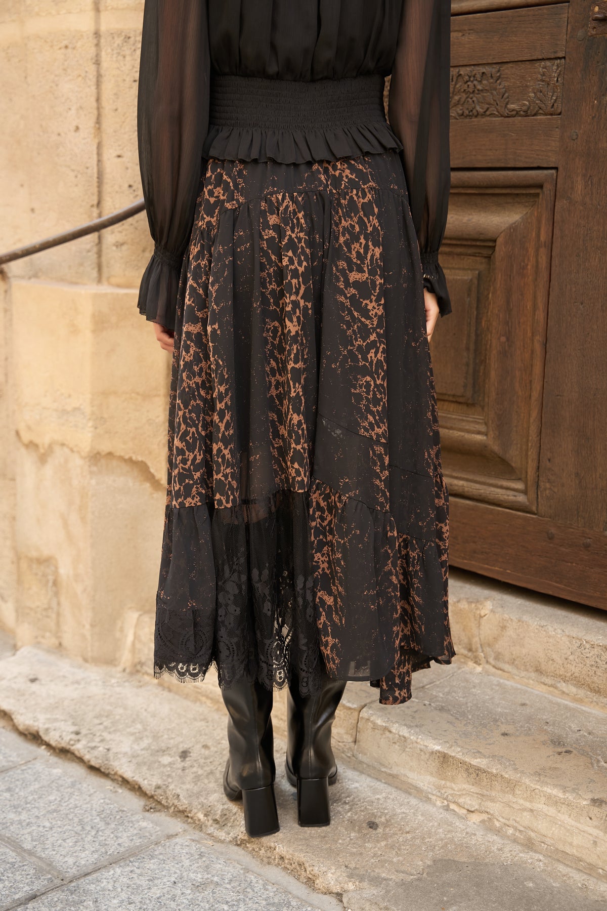 Jupe Megan léopard & dentelle asymétrique
