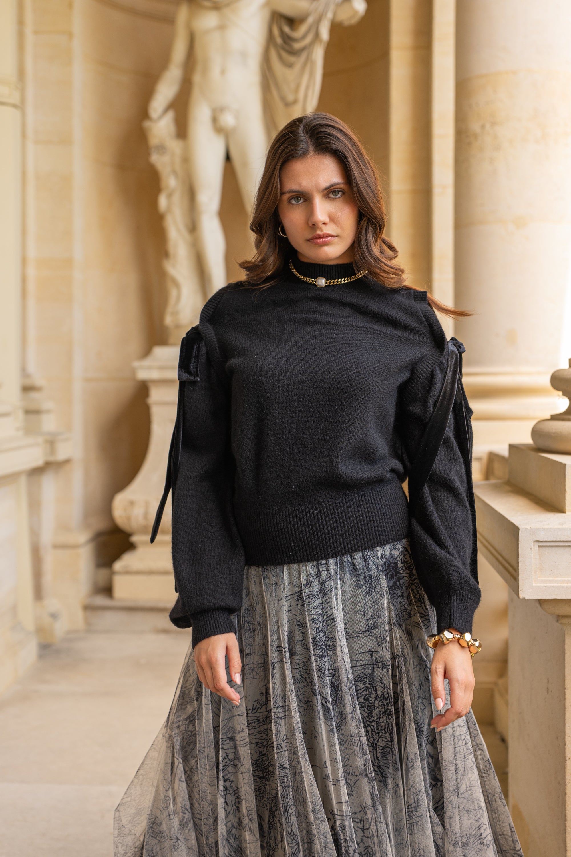 Pull Charlotte épaules dénudées noeuds amovibles