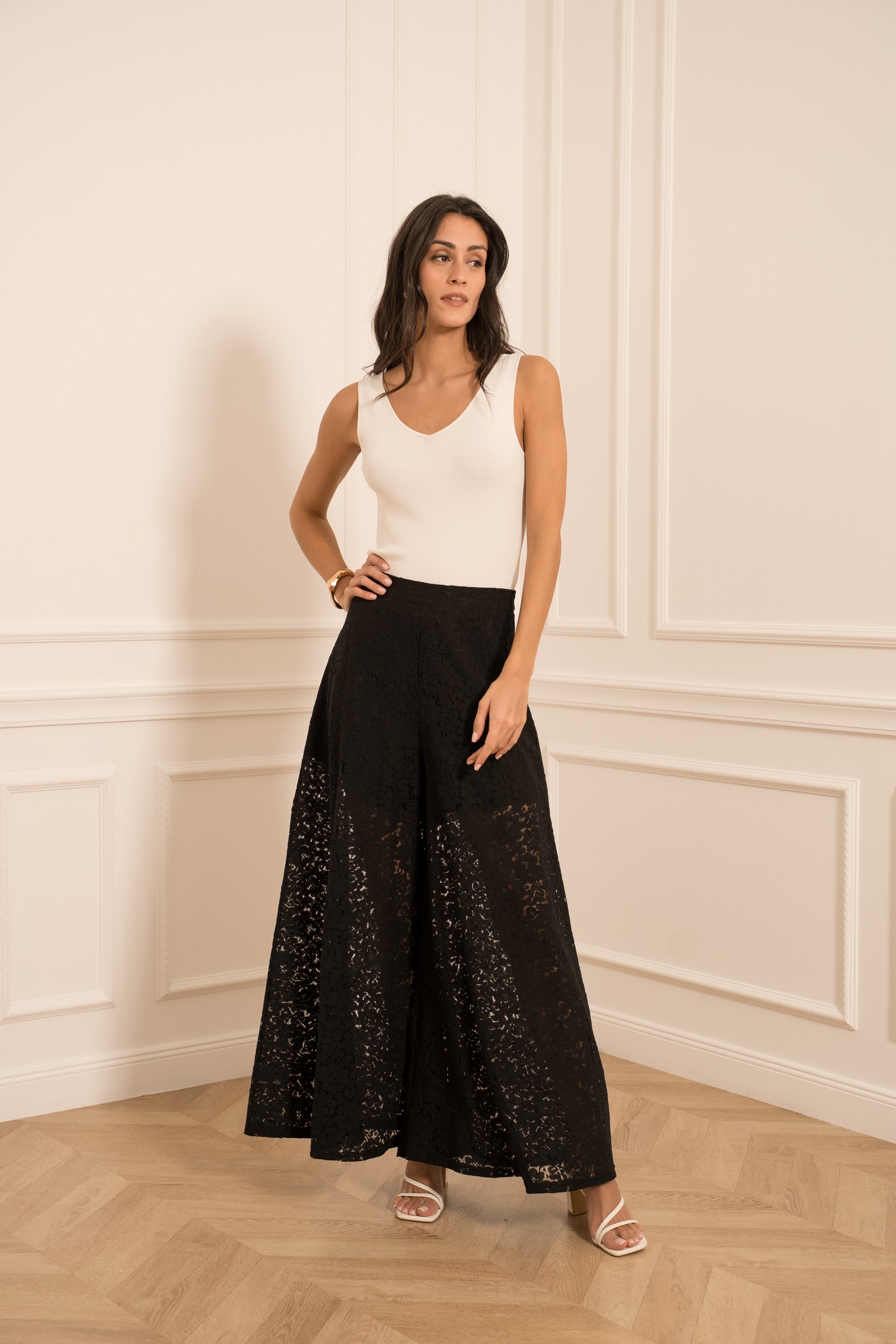 Pantalon jupe culotte en dentelle