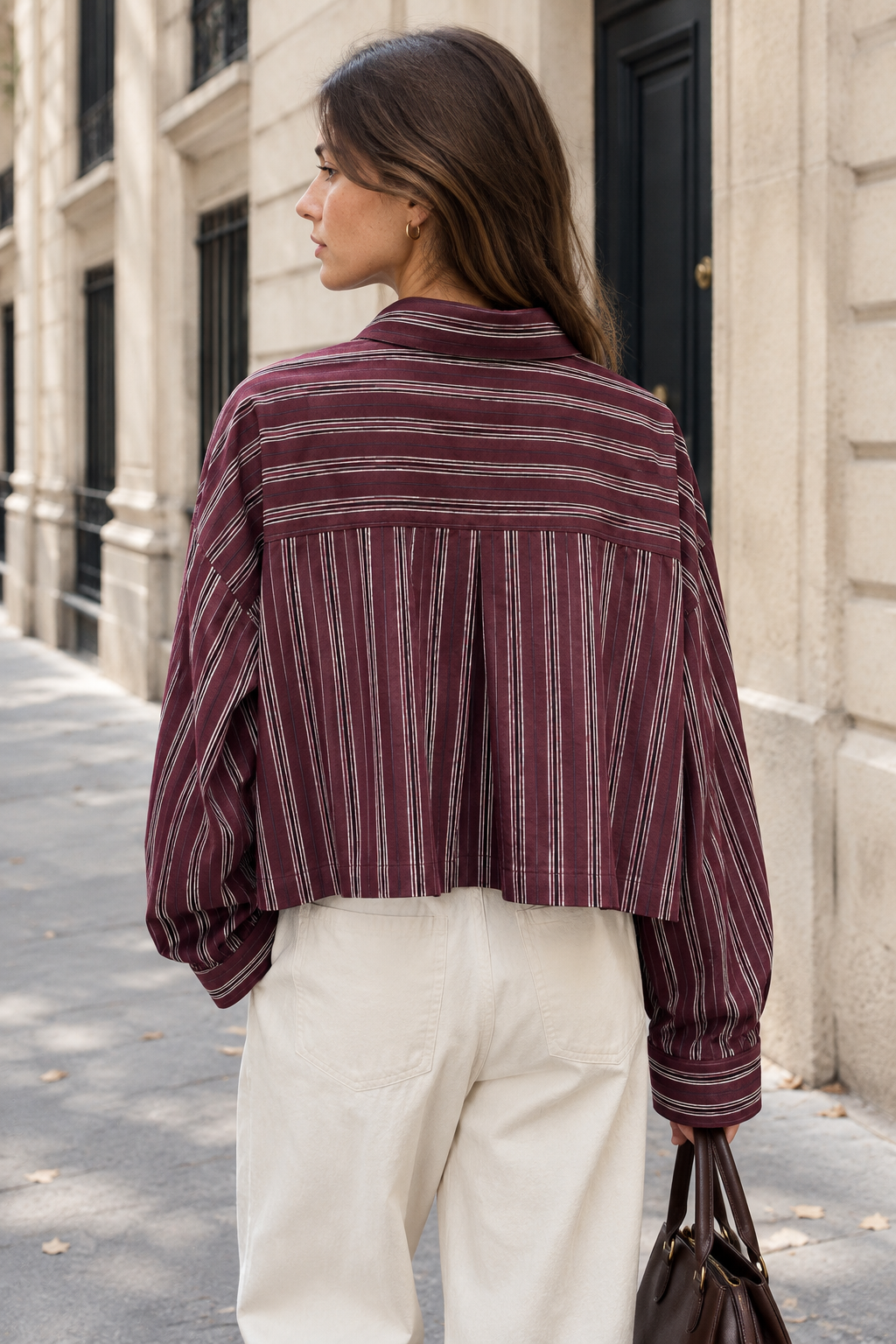 Bi-material velvet blouse & lace sleeves