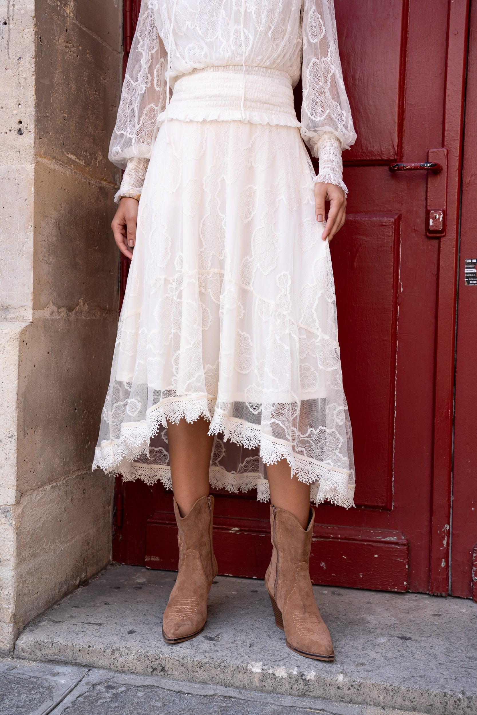 Jupe asymétrique September en dentelle