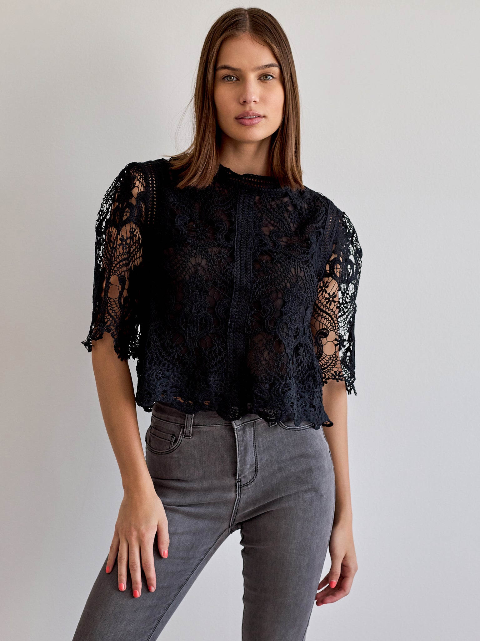 Eléanore lace blouse