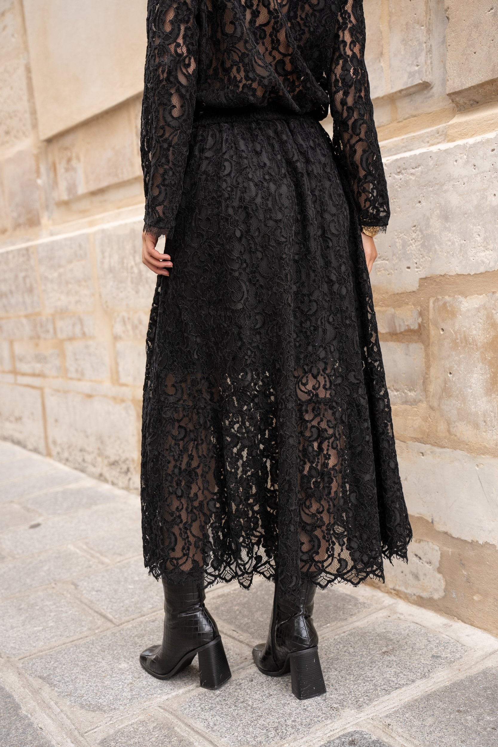 Jupe Maël en dentelle avec godets