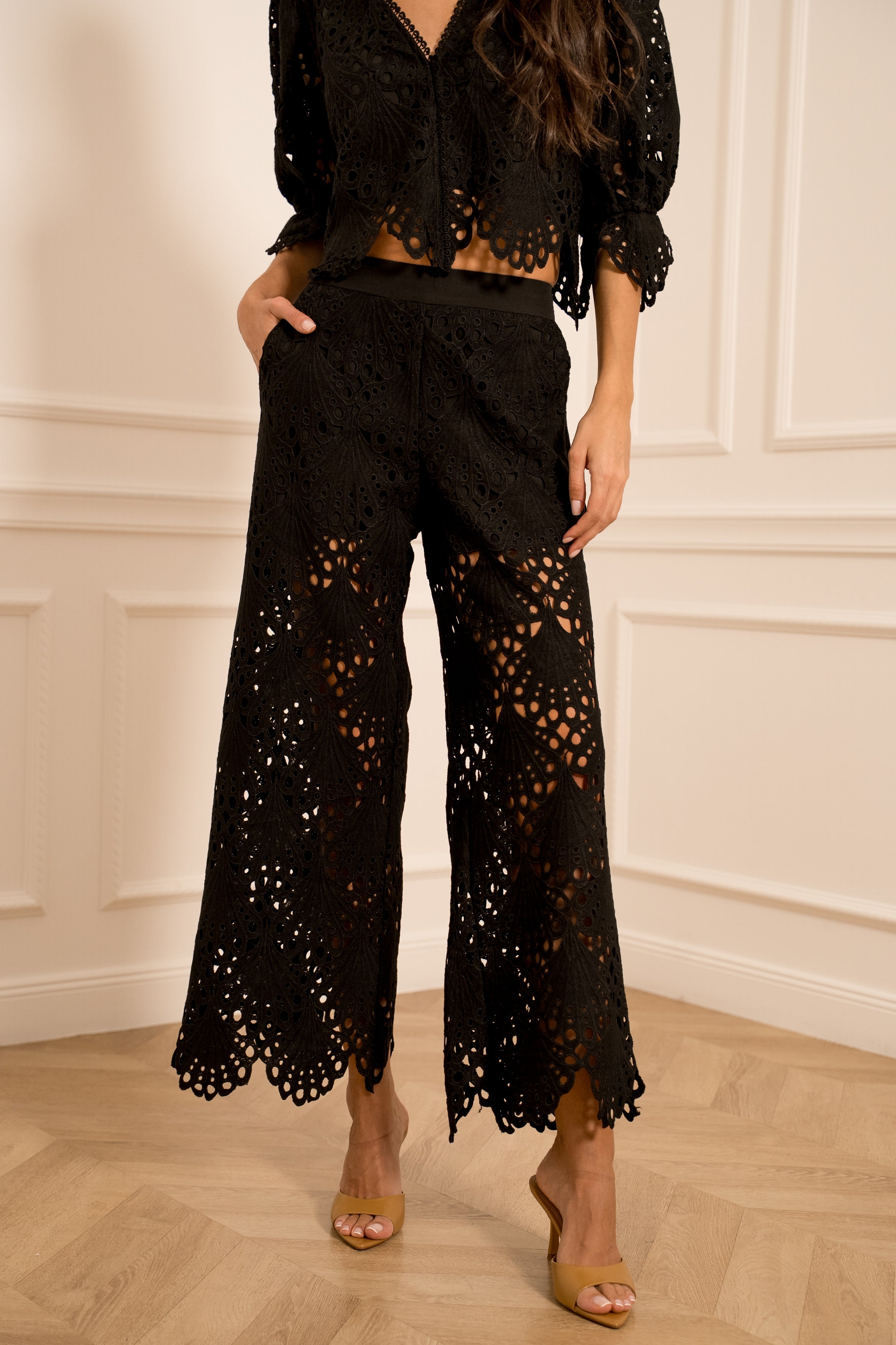 Pantalon Selena en dentelle guipure