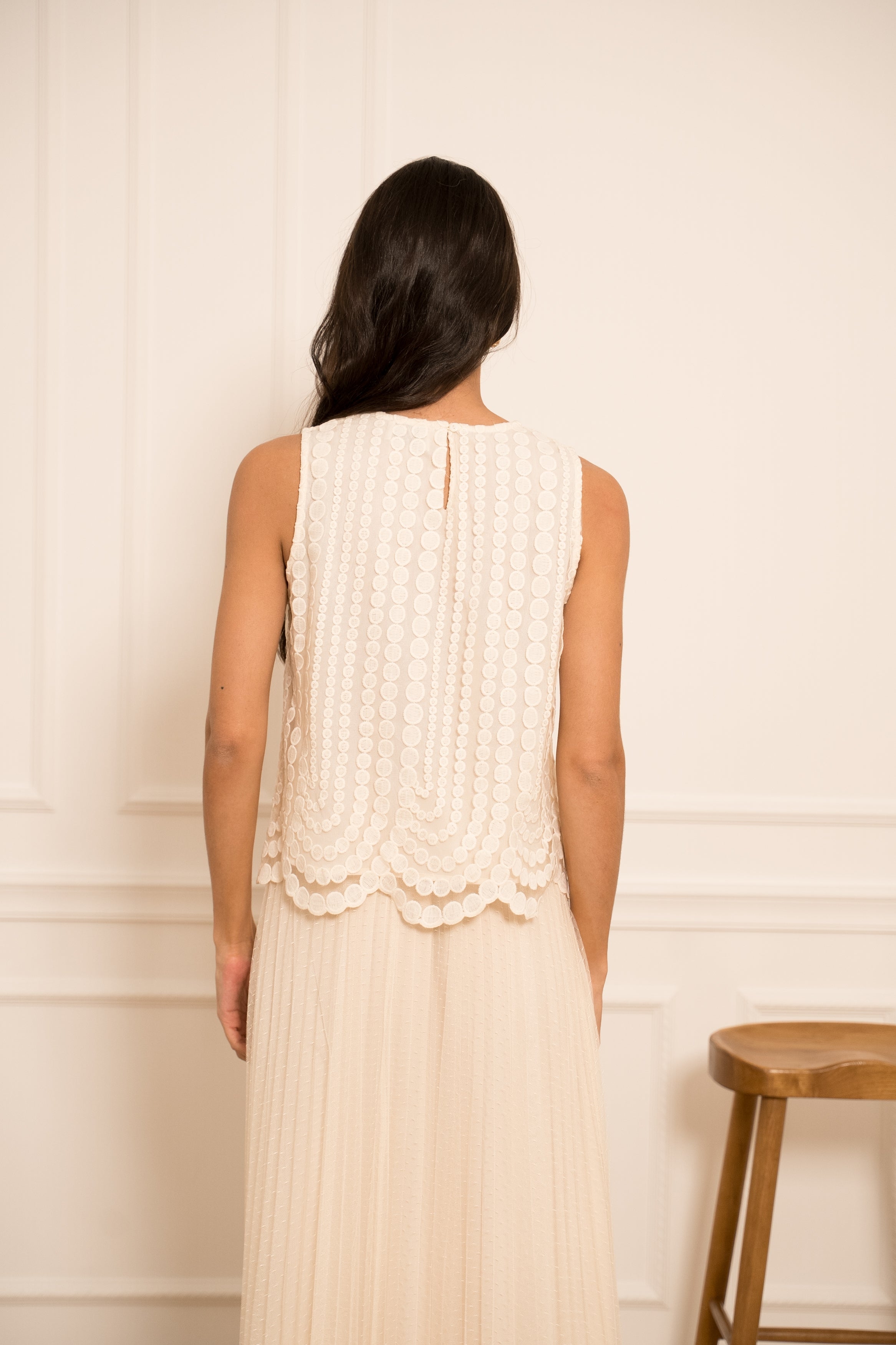 Top débardeur en tulle brodé