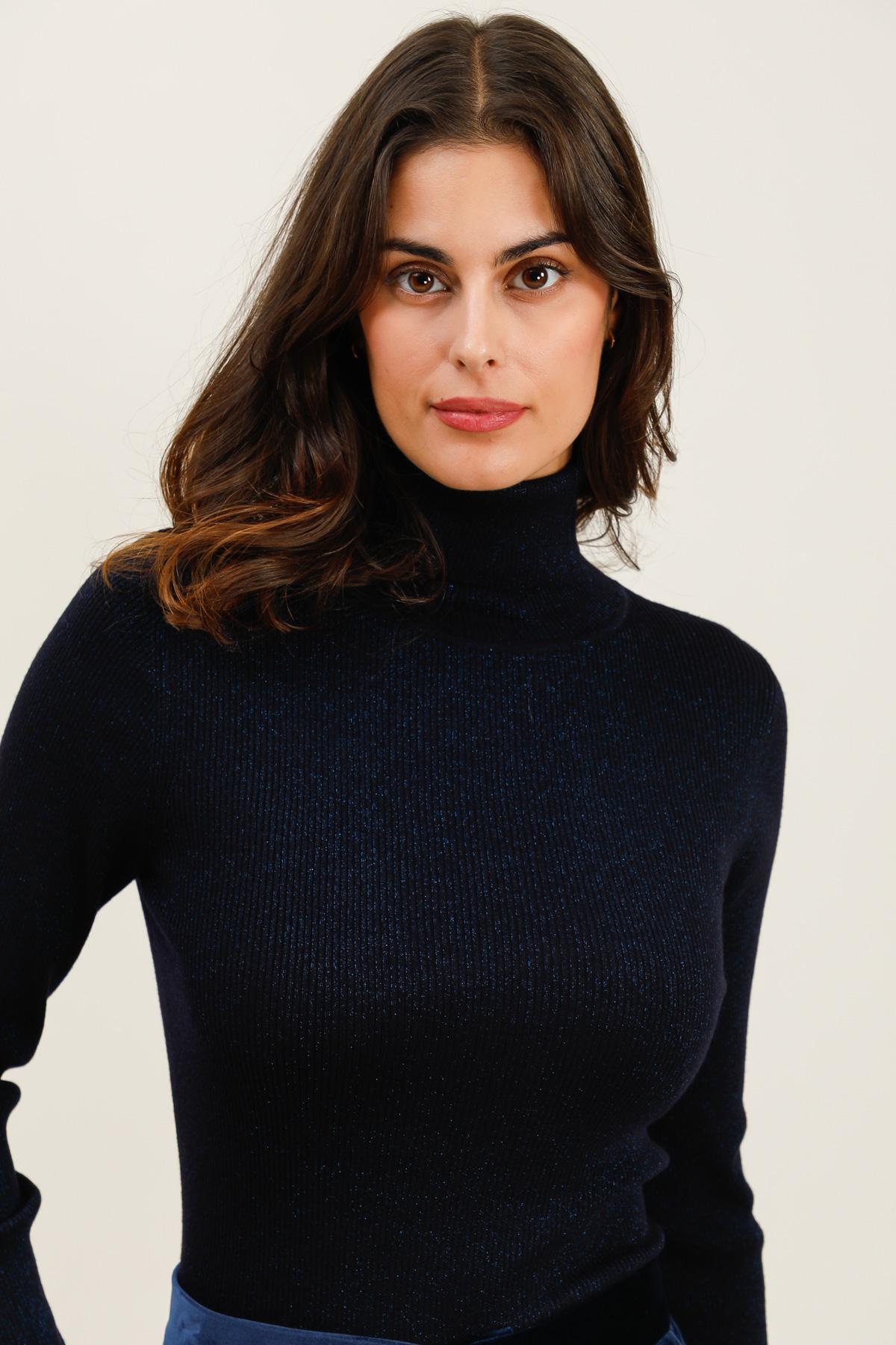 Pull col roulé côtelé en laine et lurex