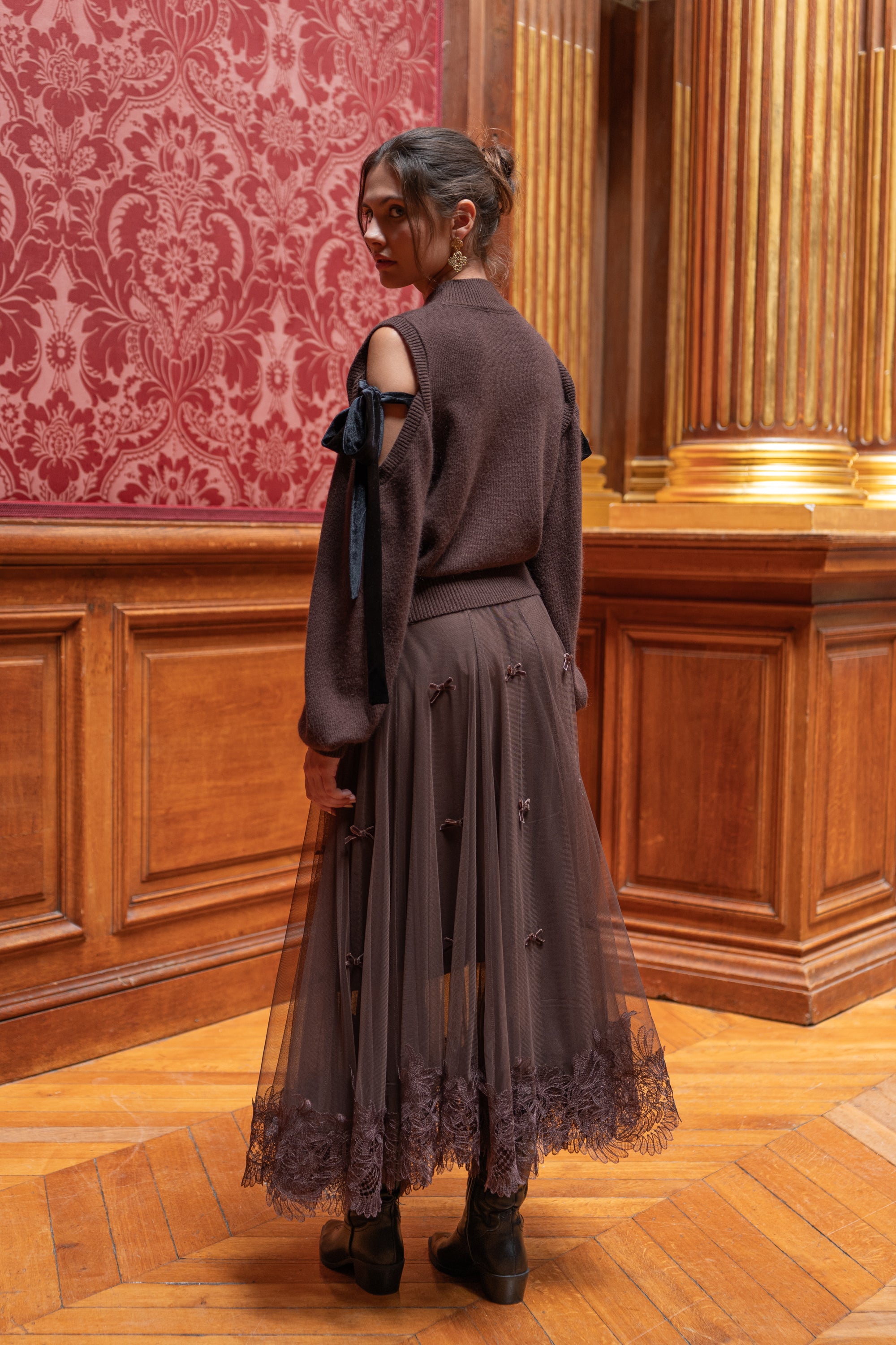 Pull Charlotte épaules dénudées noeuds amovibles