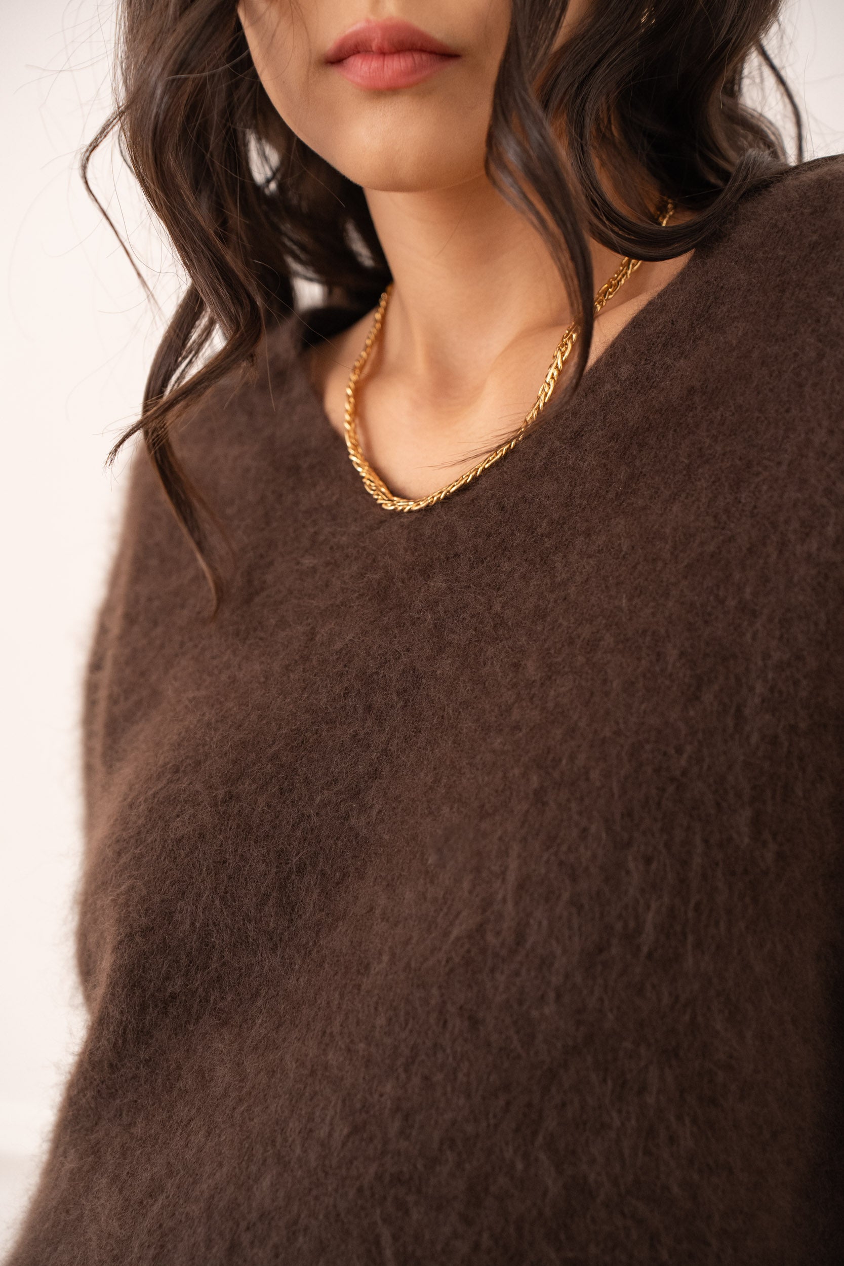 Pull cachemire & laine brossé col V