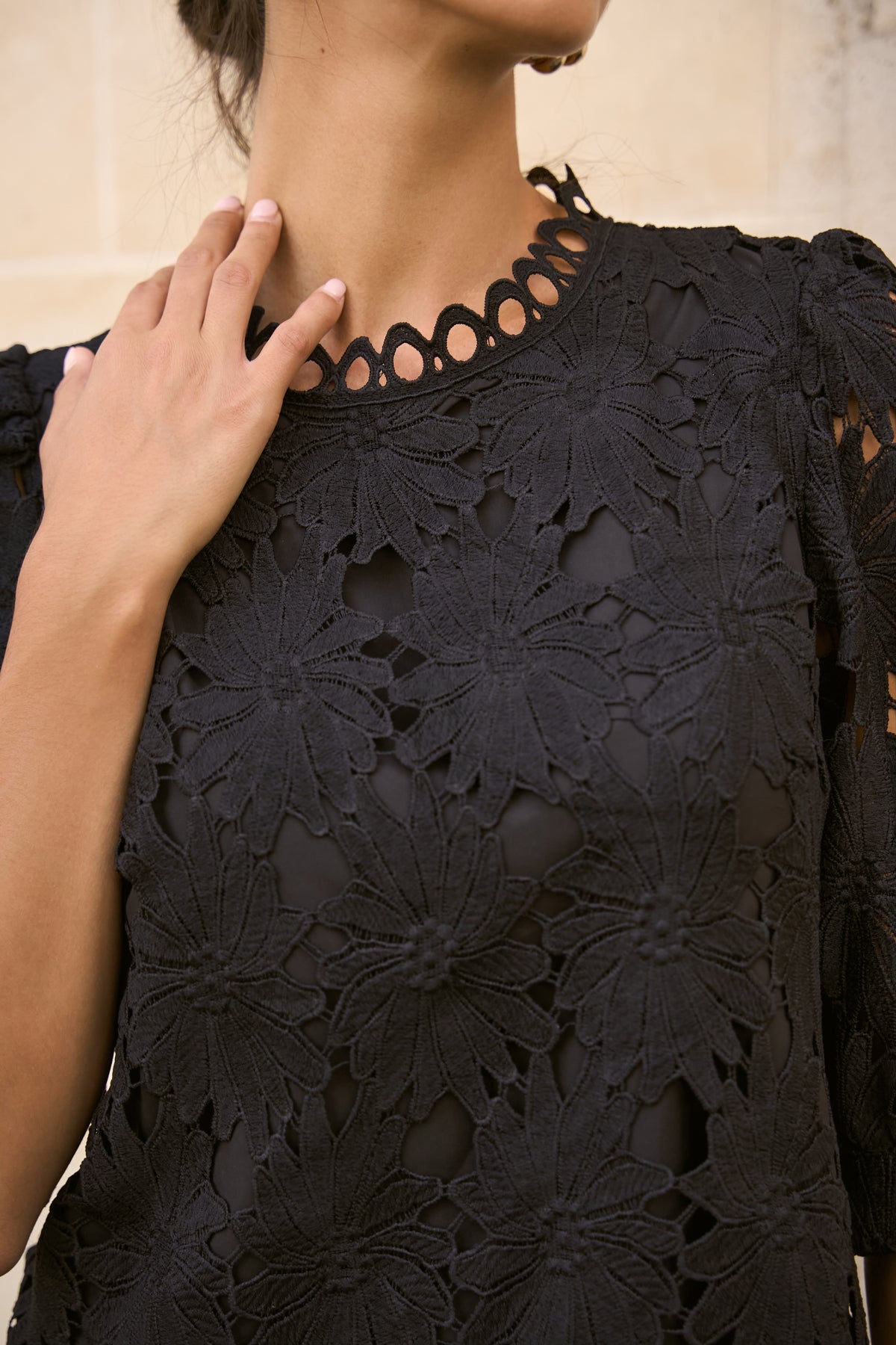 Eléanore lace blouse