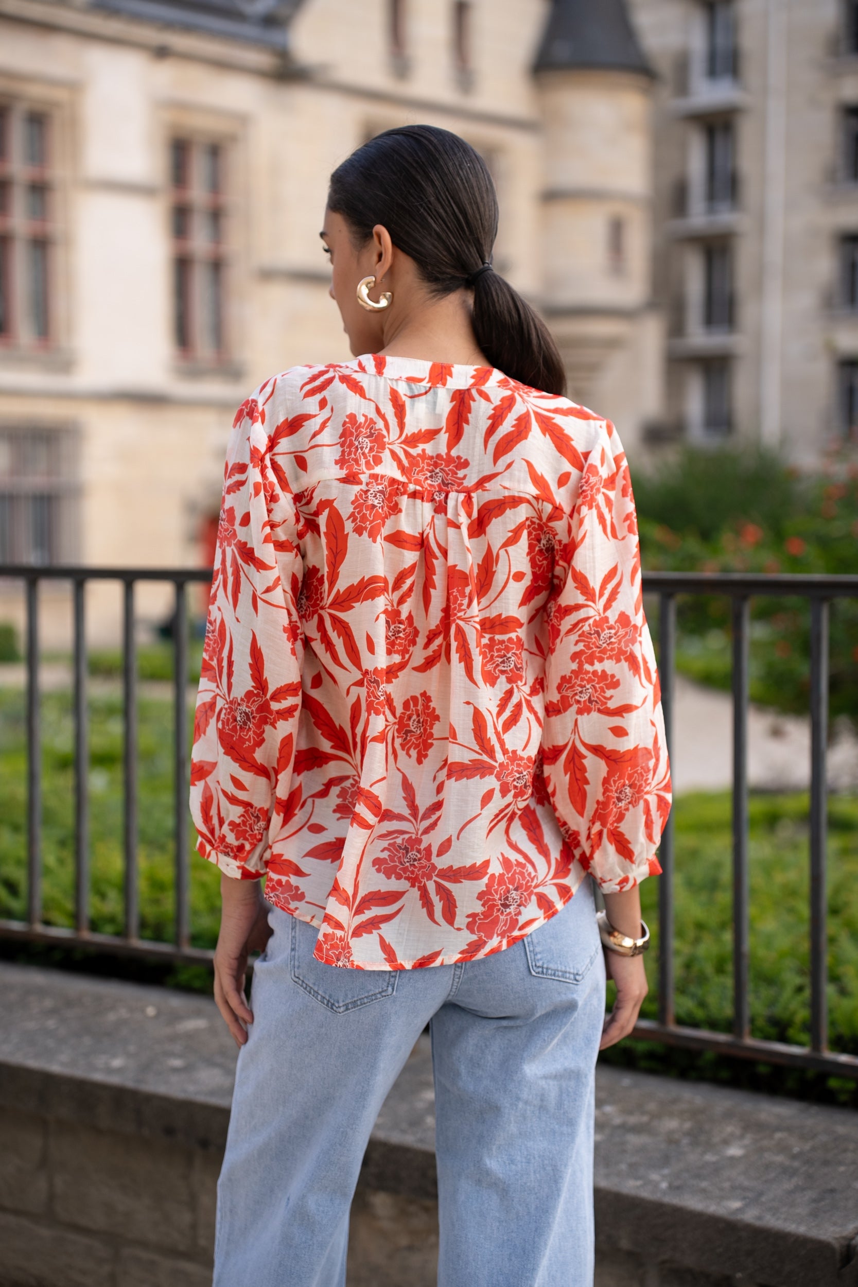Eléna shirt in floral printed silk