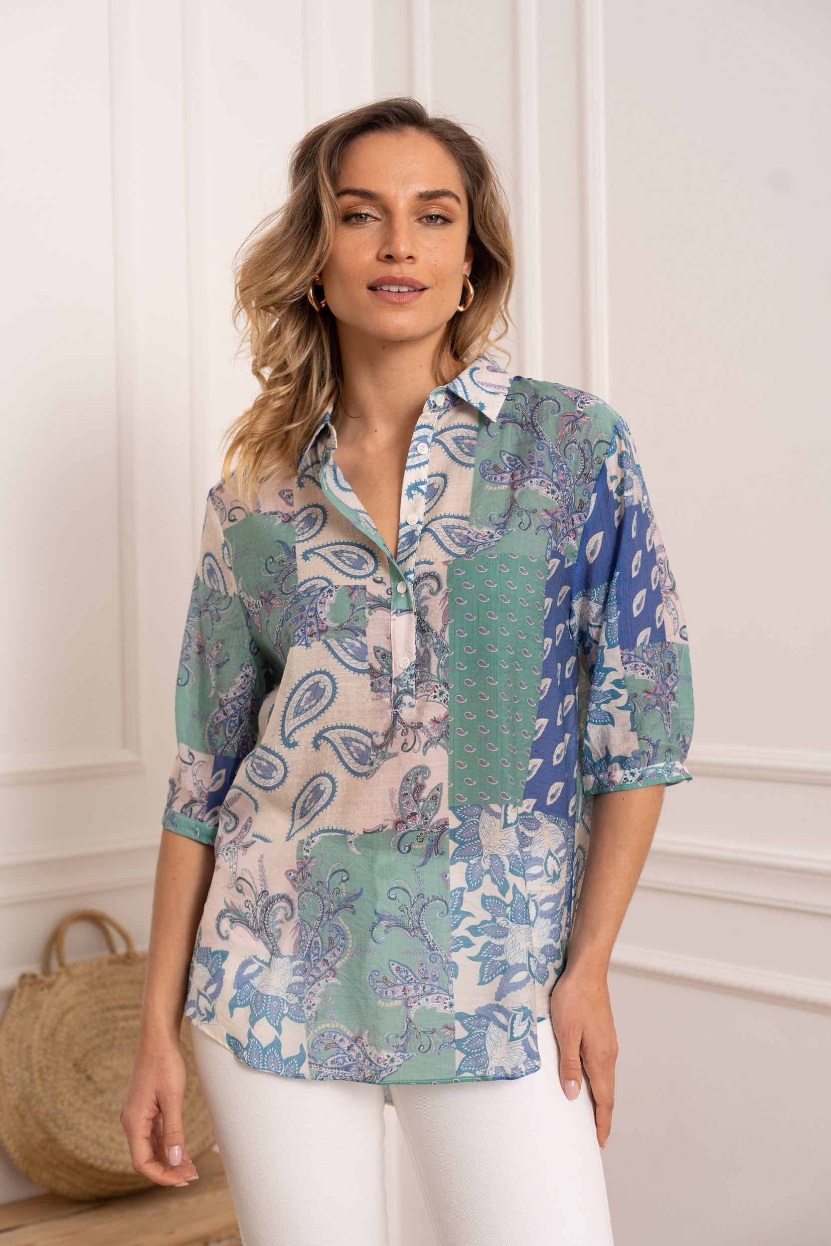 Eléna shirt in floral printed silk