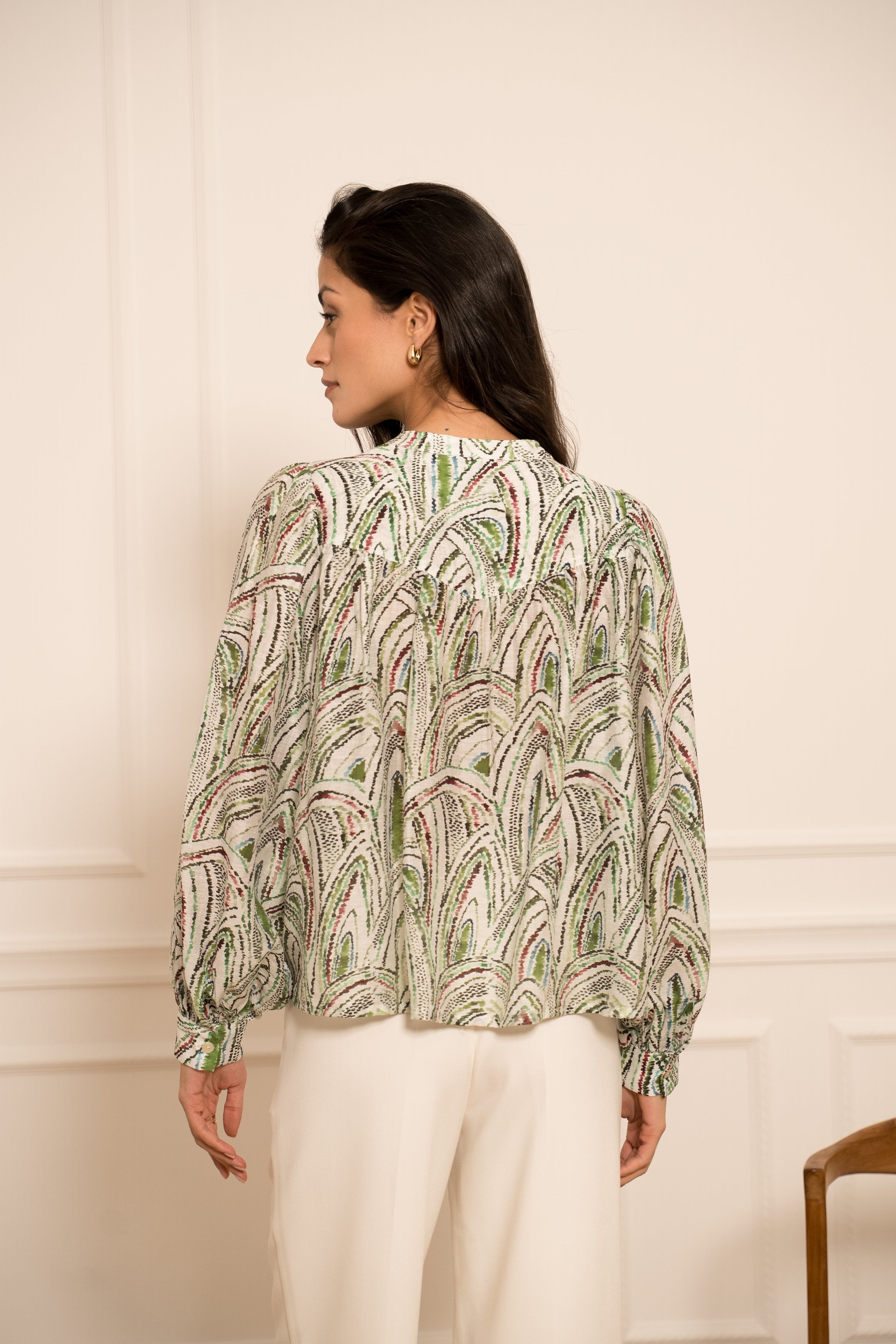 Bi-material velvet blouse &amp; lace sleeves 