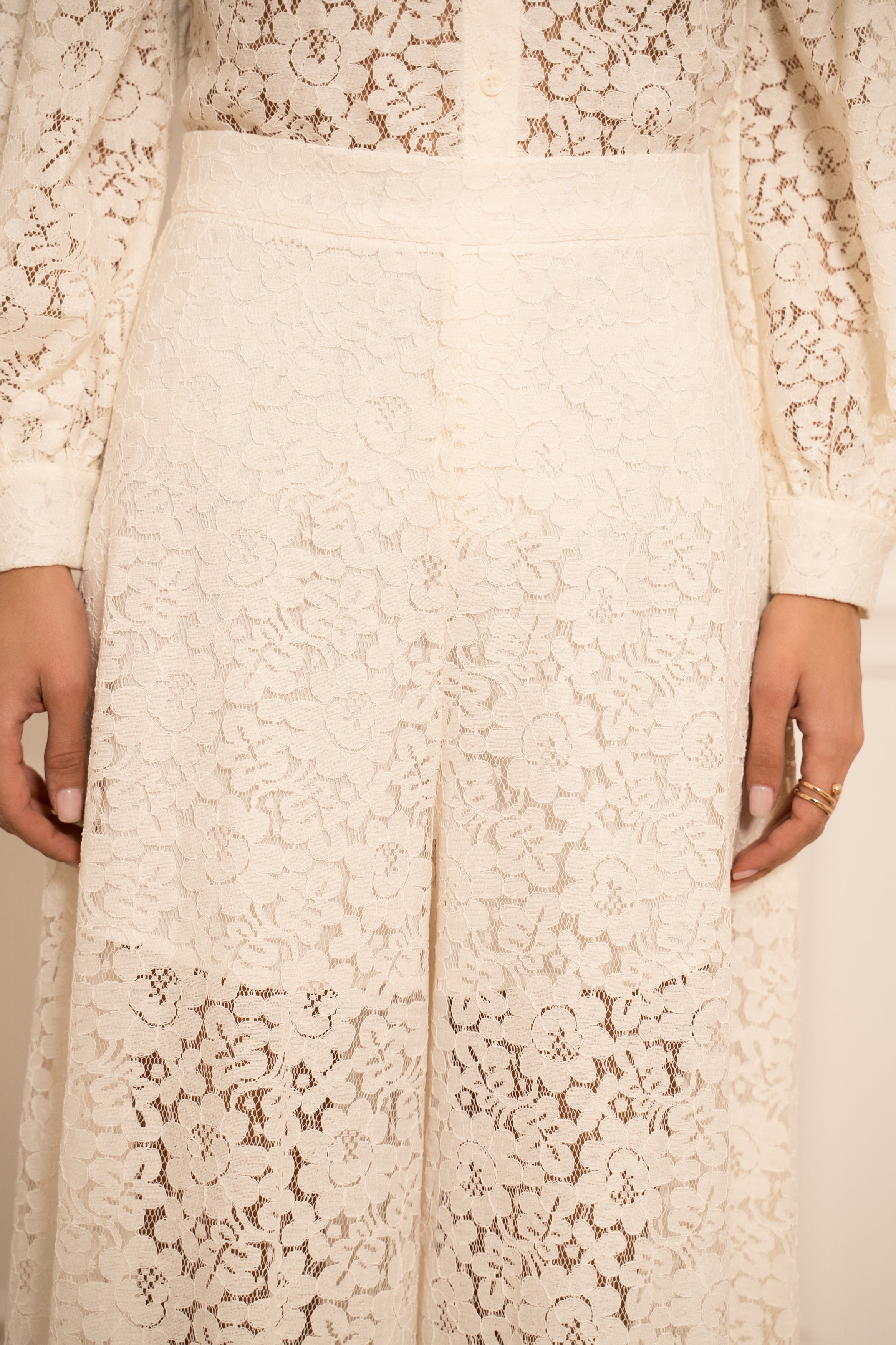 Pantalon jupe culotte en dentelle
